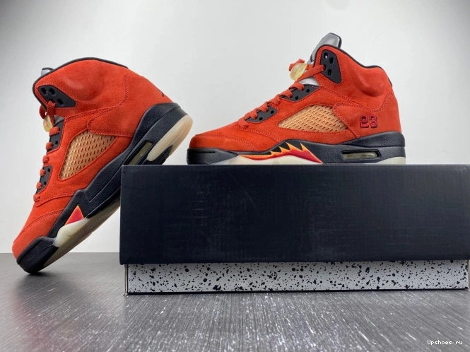 DD9336-800 on 5 Dunk Jordan Mars Retro 0825